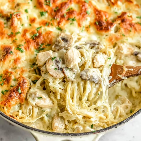 A close up of a delicious chicken tetrazzini.
